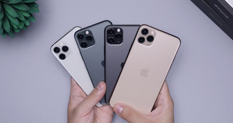 Four iPhones in different colors.